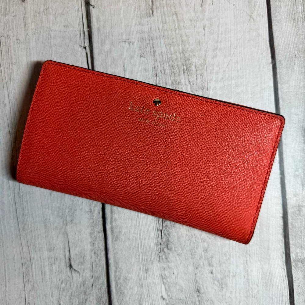 Kate Spade New York slim saffiano leather bifold wallet